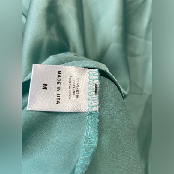 RENEE C.Cowlneck Satin Camisole multiple colors Size M LNC - Picture 6 of 11